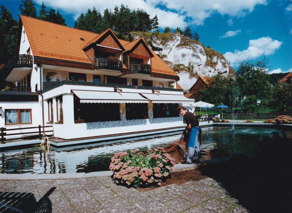 Hotel-Restaurant Forellenhof Pottenstein Eksteriør bilde